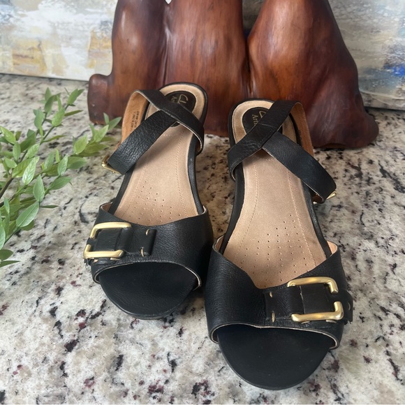 Clarks Shoes - Clark’s Artisan Wedge Sandals